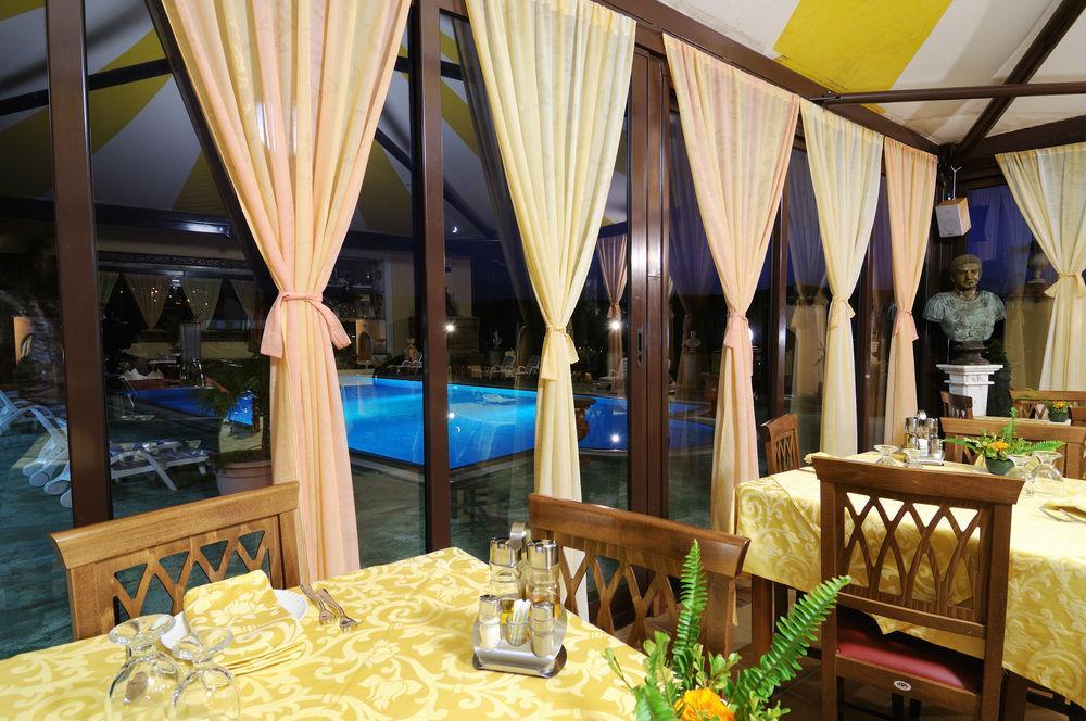 Hotel La Colombaia 3*